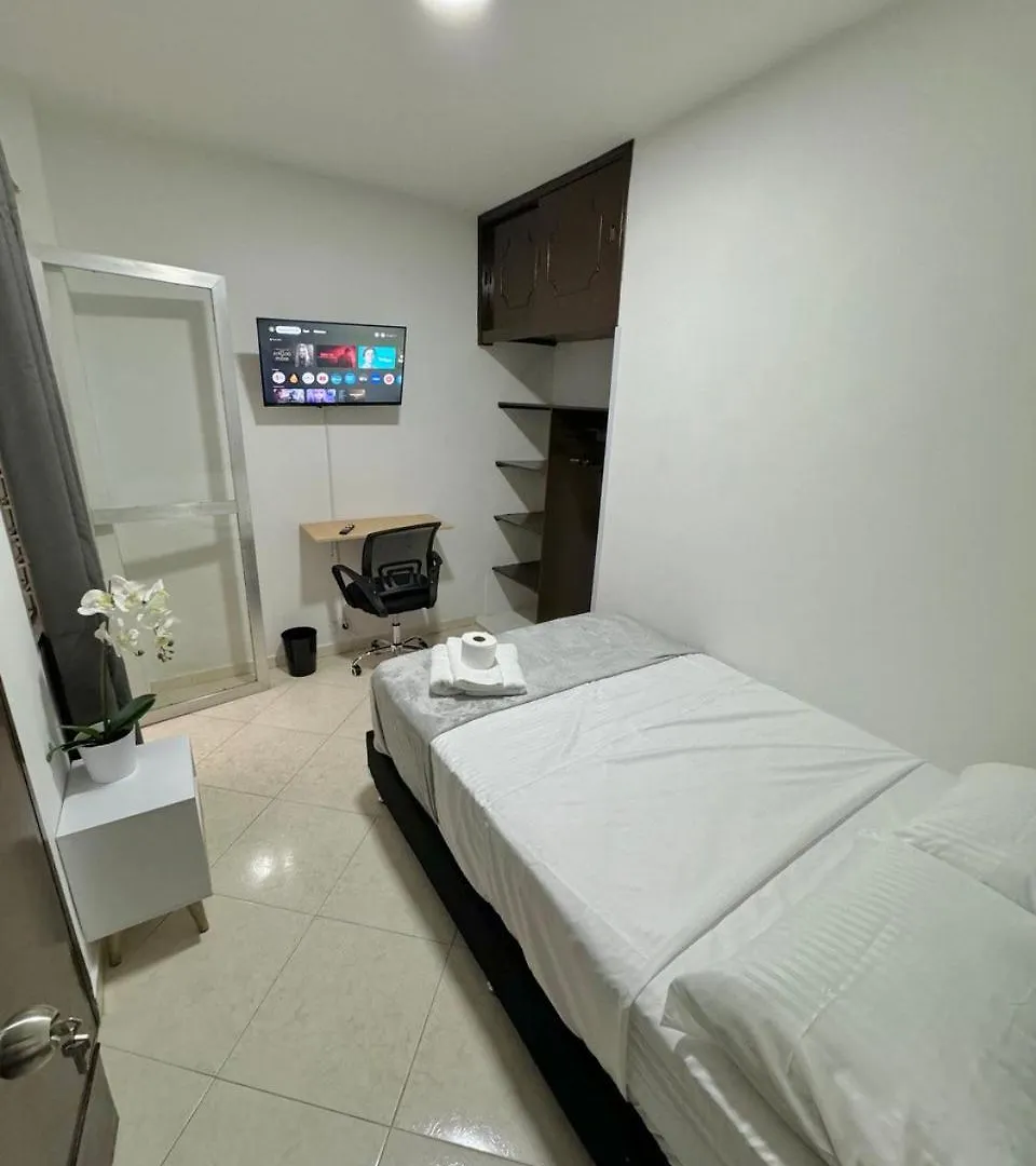 Guest house Verde Primavera Medellin